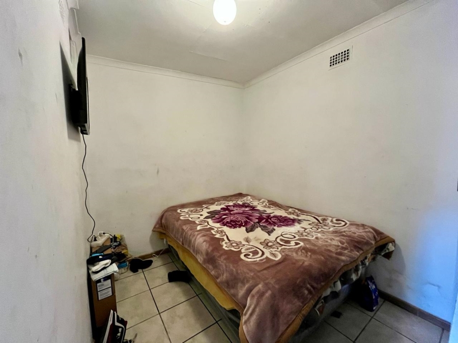 6 Bedroom Property for Sale in Riverton Western Cape